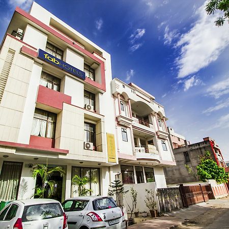 Fabhotel Royal Residency Jaipur Airport Exterior photo