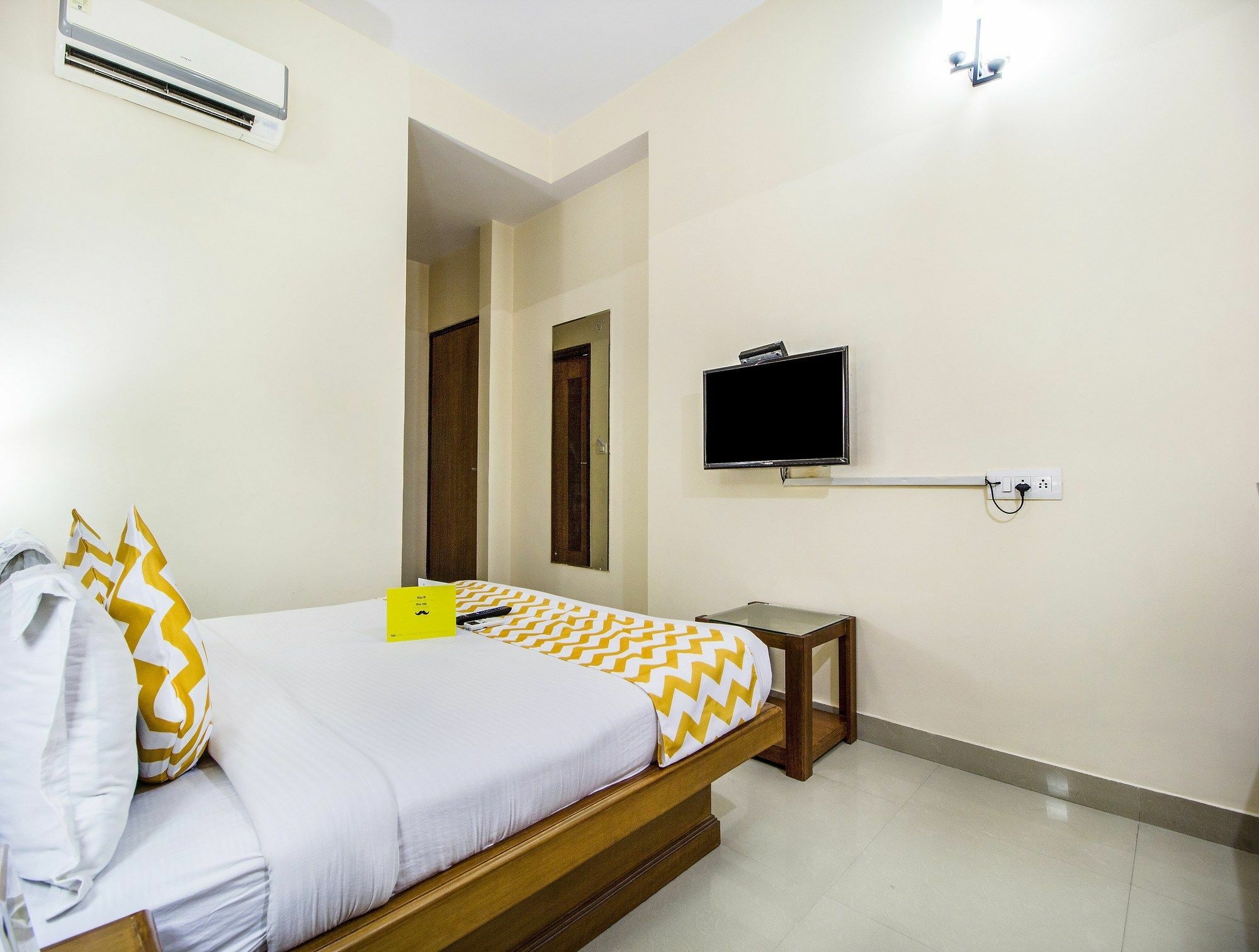 Fabhotel Royal Residency Jaipur Airport Exterior photo